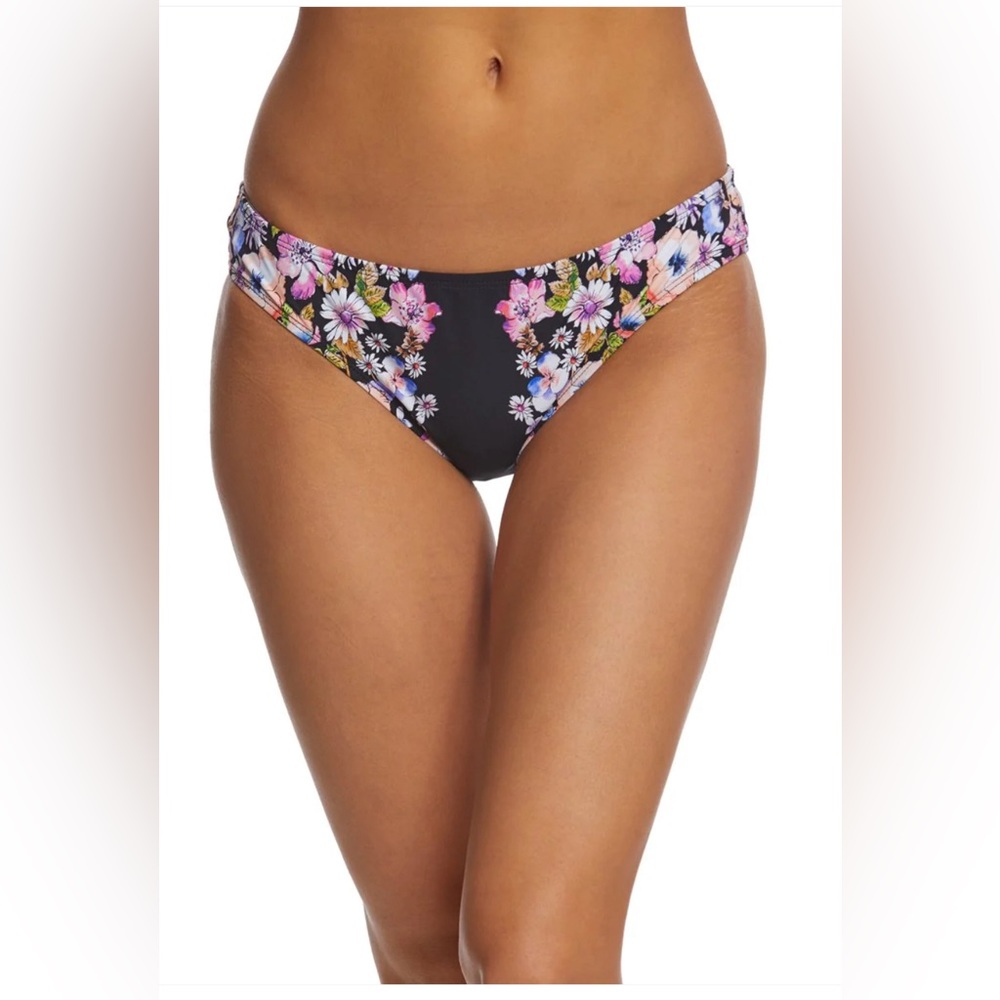 Kennet Cole Reaction  Women’s Bikini bottom Size M